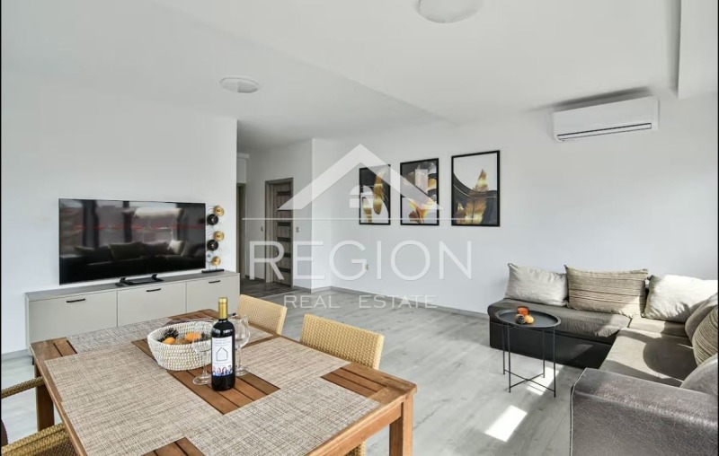 K pronájmu  2 ložnice Varna , Centar , 95 m2 | 59109973 - obraz [3]