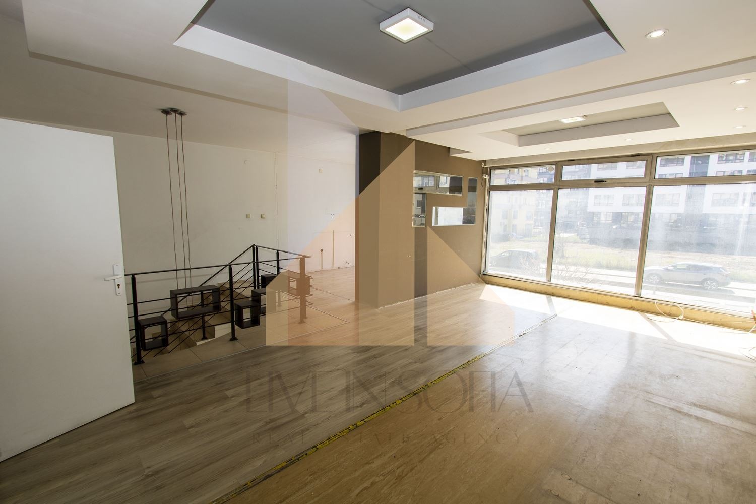 Дава под наем МАГАЗИН, гр. София, Дървеница, снимка 10 - Магазини - 54281670