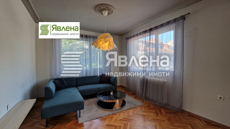 De inchiriat  1 dormitor Sofia , Țentâr , 68 mp | 52581261 - imagine [5]