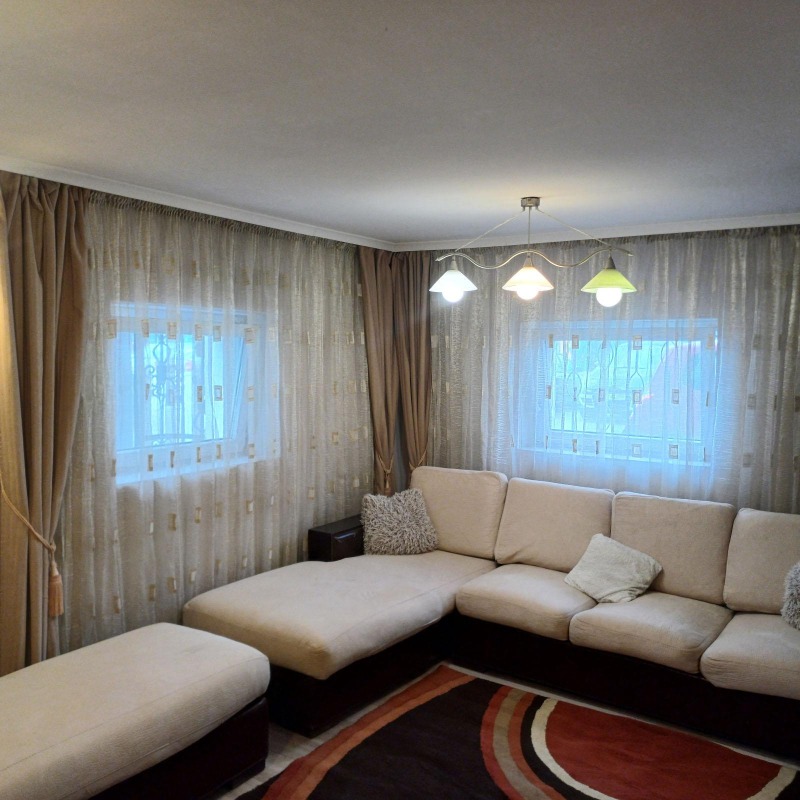 A louer  2 chambres Plovdiv , Hristo Smirnenski , 90 m² | 78177195