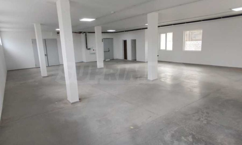 Дава под наем СКЛАД, гр. Пловдив, Южен, снимка 4 - Складове - 53529528