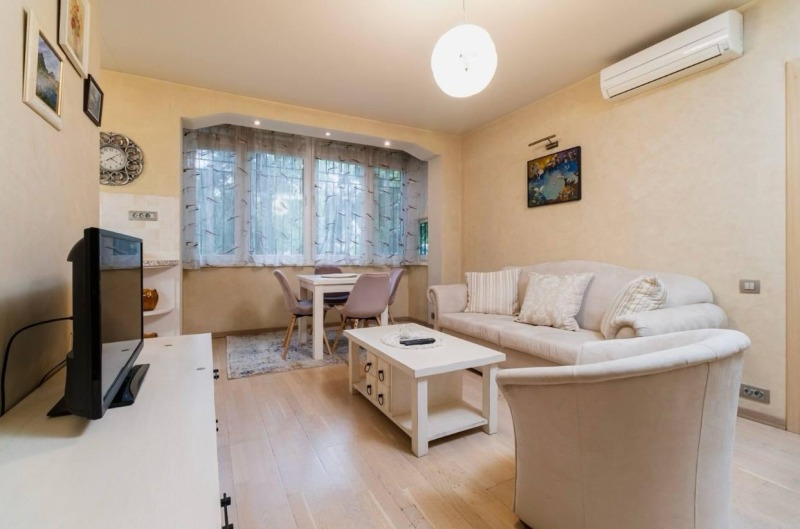 De inchiriat  1 dormitor Plovdiv , Cârșiiaca , 67 mp | 51101796 - imagine [2]