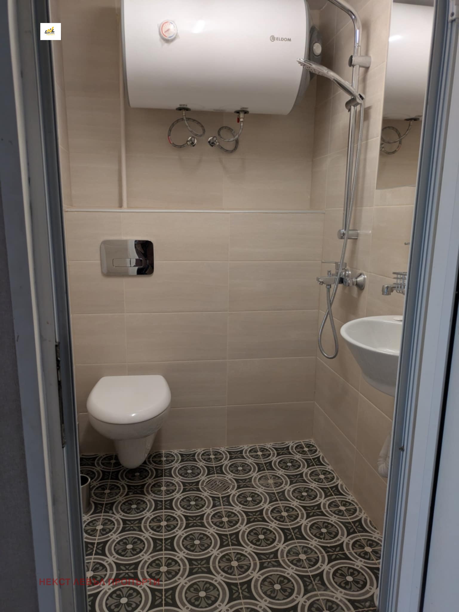 Дава под наем АТЕЛИЕ, ТАВАН, гр. София, Яворов, снимка 4 - Апартаменти - 53717987