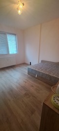 Под наем 4-СТАЕН, град Плевен, Широк център • 700 лв. / 357.90 € • 79952650 2
