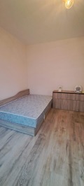 Под наем 4-СТАЕН, град Плевен, Широк център • 700 лв. / 357.90 € • 79952650 1