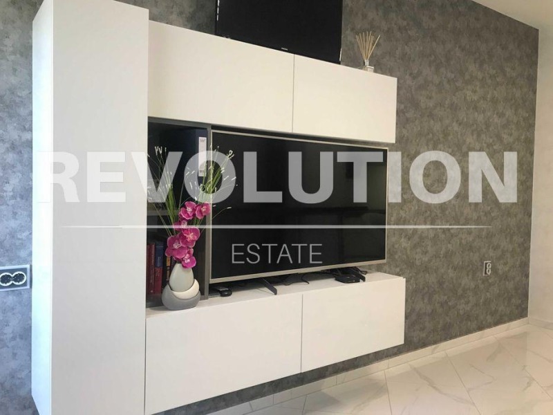 K pronájmu  1 ložnice Varna , ChEI , 67 m2 | 60762927 - obraz [4]