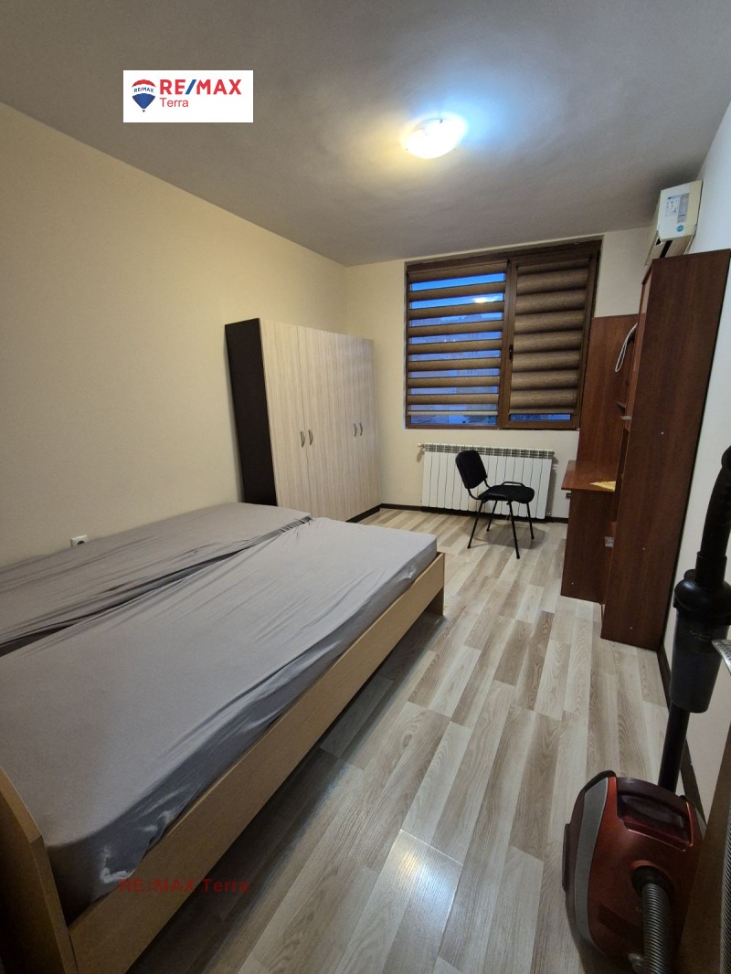 Zu vermieten  3 Schlafzimmer Plewen , Schirok zentar , 74 qm | 91497906 - Bild [8]