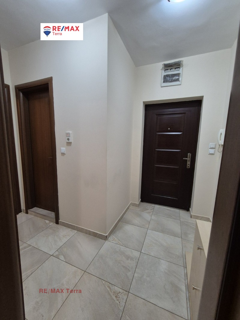 De inchiriat  3 dormitoare Pleven , Șiroc țentâr , 74 mp | 91497906 - imagine [10]