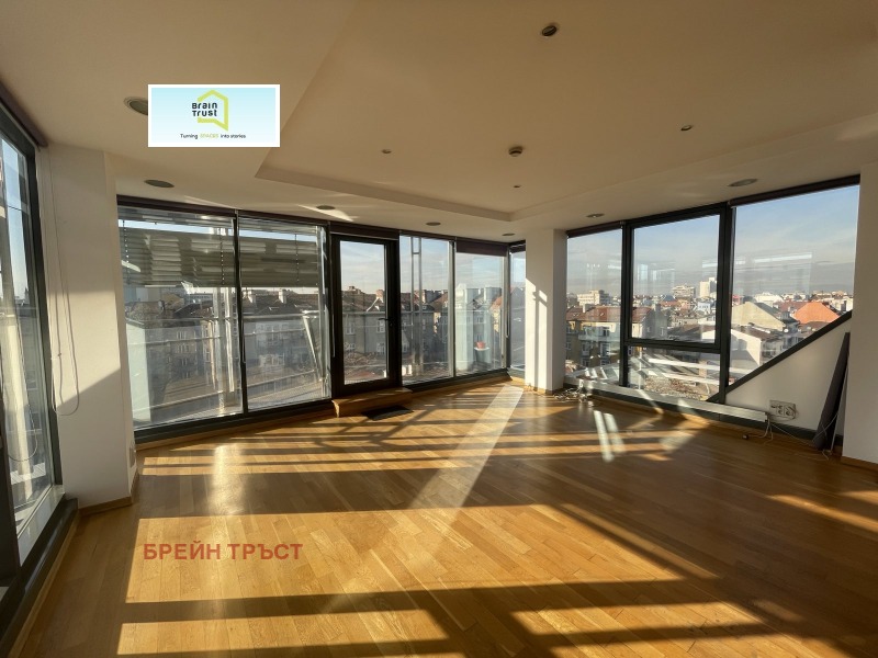 Te huur  Kantoor Sofia , Tsentar , 115 m² | 56503649