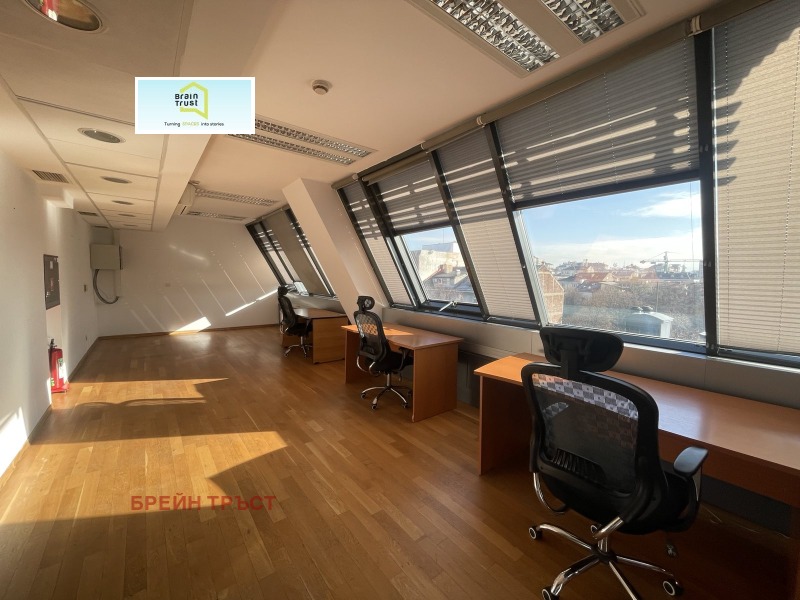 Te huur  Kantoor Sofia , Tsentar , 115 m² | 56503649 - afbeelding [2]