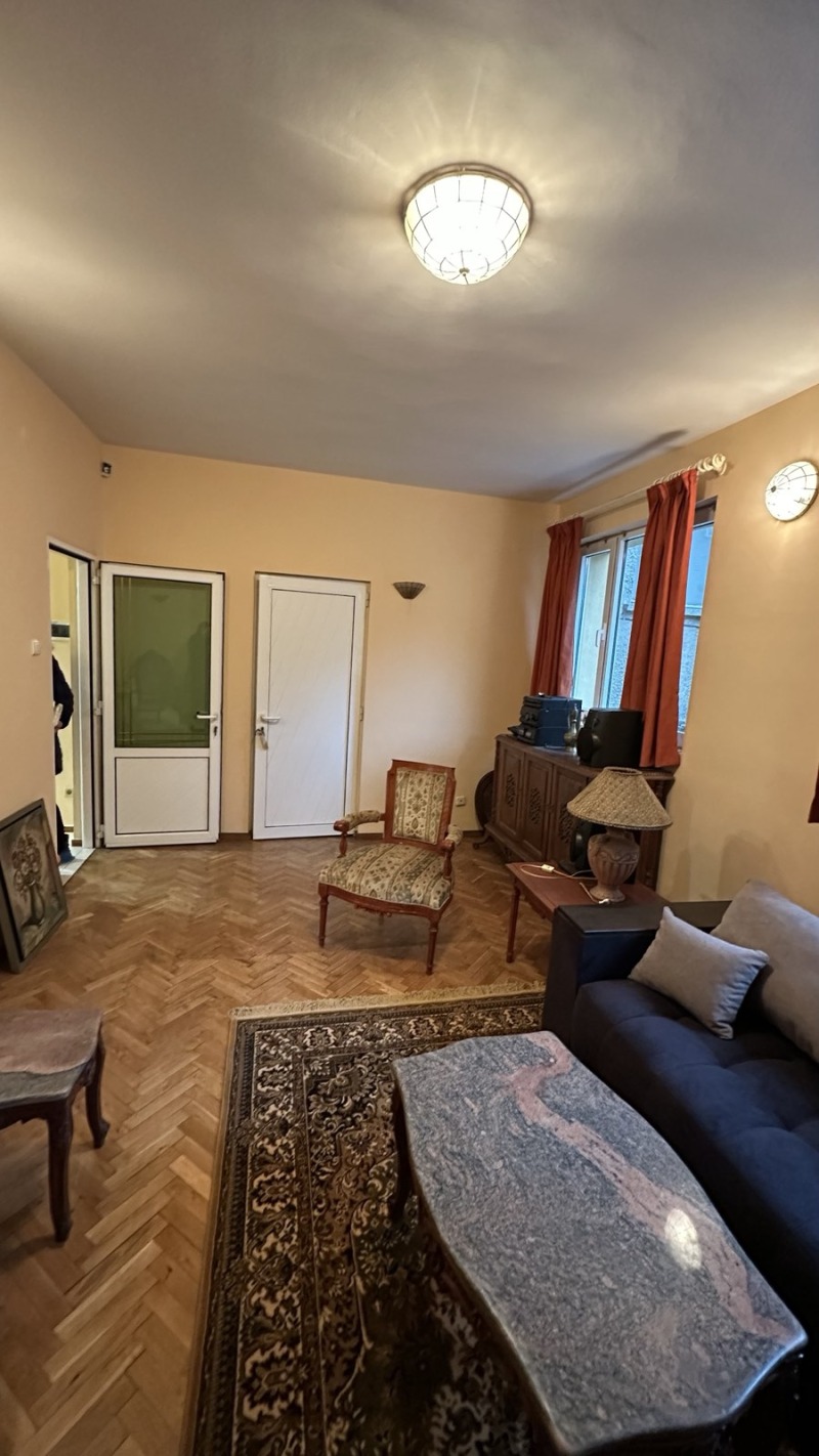 For Rent  3+ bedroom Plovdiv , Tsentar , 110 sq.m | 61906551 - image [2]