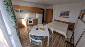 Studio Pogrebi, Varna