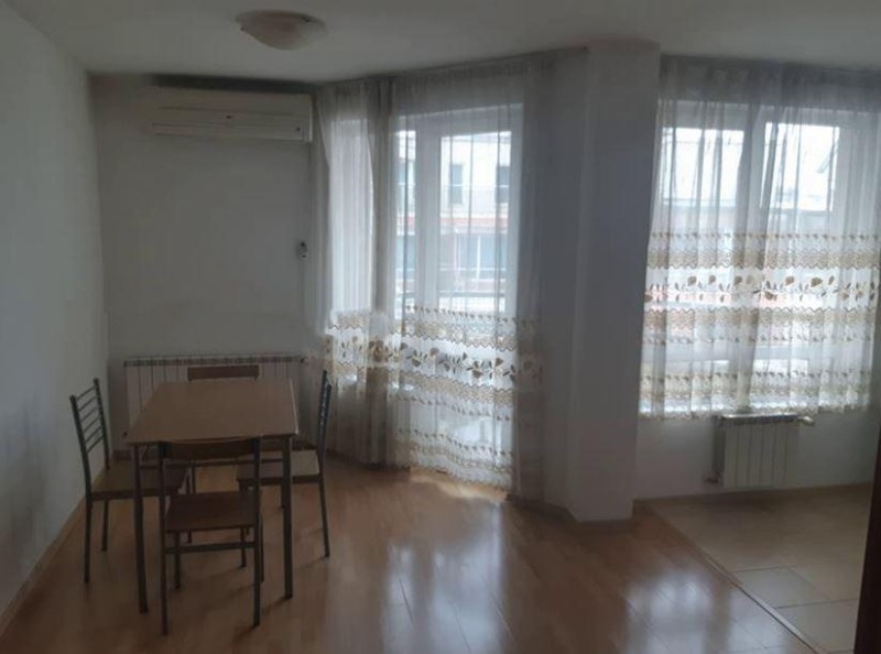 Издаје се  1 спаваћа соба Софија , Бакстон , 72 м2 | 80538609 - слика [2]