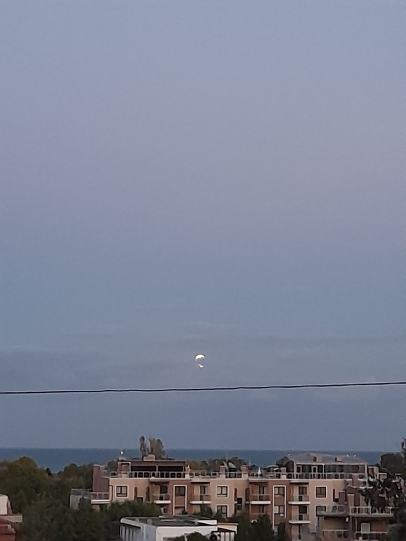 Дава под наем 2-СТАЕН, гр. Варна, к.к. Св.Св. Константин и Елена, снимка 12 - Апартаменти - 52271545