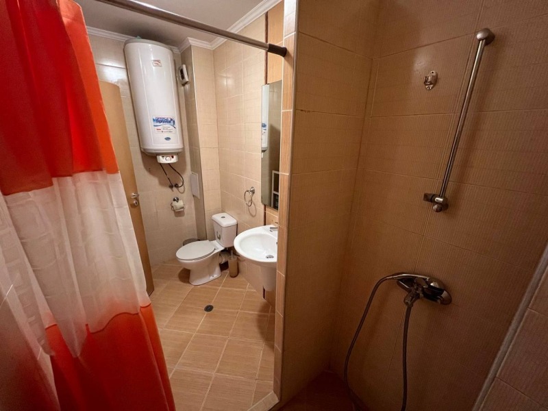 Дава под наем 2-СТАЕН, гр. Варна, к.к. Св.Св. Константин и Елена, снимка 2 - Апартаменти - 52271545