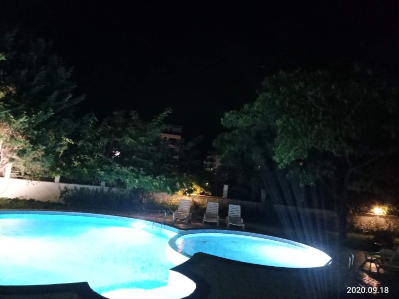 Дава под наем 2-СТАЕН, гр. Варна, к.к. Св.Св. Константин и Елена, снимка 10 - Апартаменти - 52271545