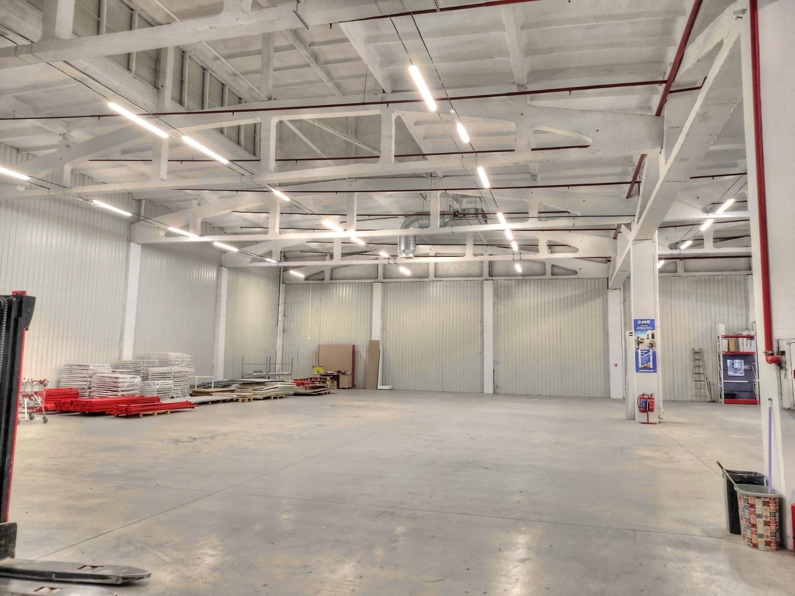 Дава под наем ПРОМ. ПОМЕЩЕНИЕ, гр. София, Горубляне, снимка 2 - Производствени сгради - 54079869