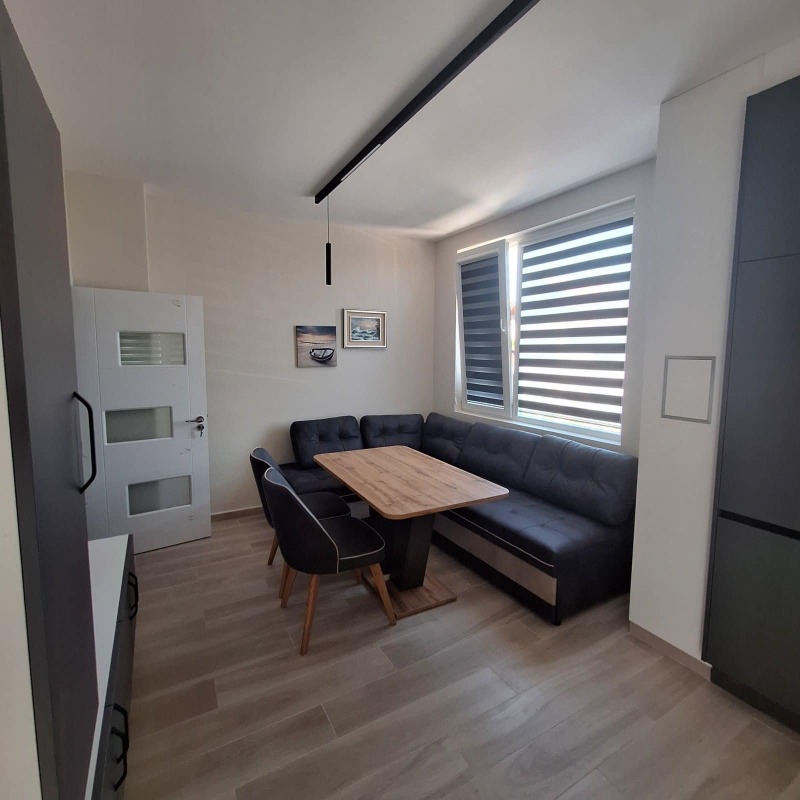 En renta  1 dormitorio Burgas , Meden rudnik - zona A , 50 metros cuadrados | 33004598 - imagen [2]