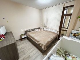 1 chambre Tsentar, Razgrad 6