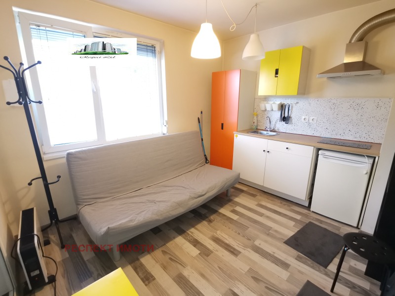 Do wynajęcia  Studio Sofia , Studentski grad , 30 mkw | 49102396
