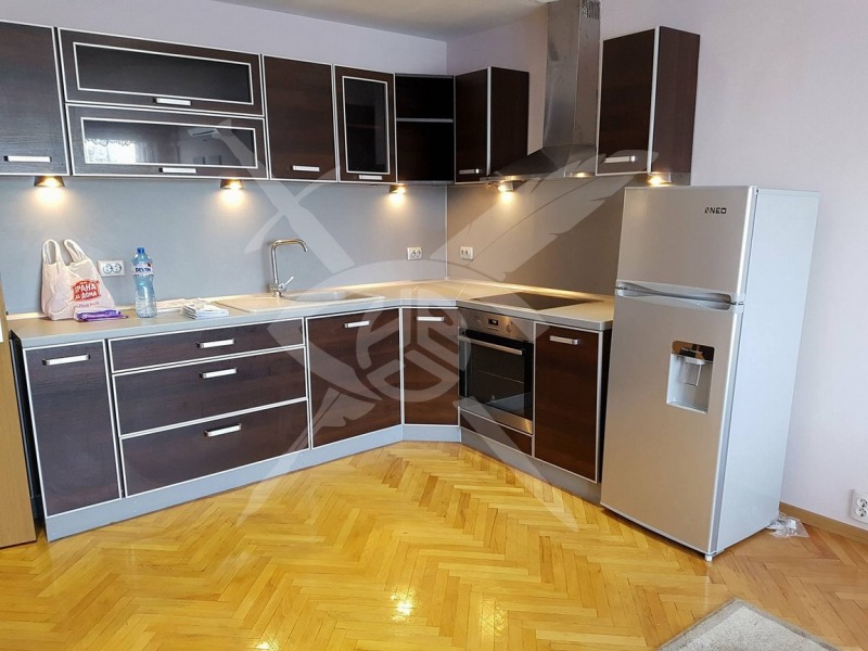 Дава под Наем 3-СТАЕН в град Варна, Левски 1 - 75 кв.м / 625 € » 1 222.39 лв., ЕКС НВД ООД
