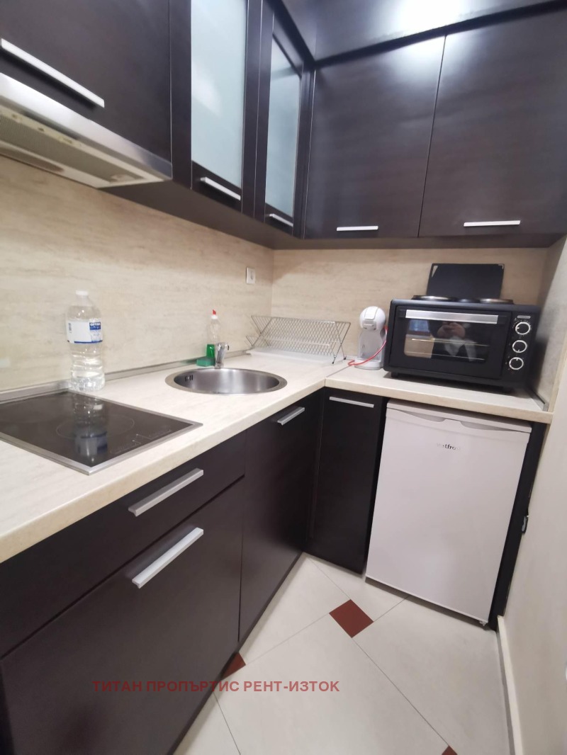 Дава под наем 2-СТАЕН, гр. Бургас, Братя Миладинови, снимка 2 - Апартаменти - 52772066