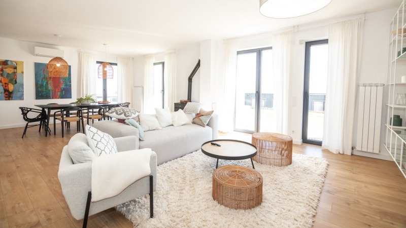 De inchiriat  Casa Sofia , Simeonovo , 195 mp | 78869581