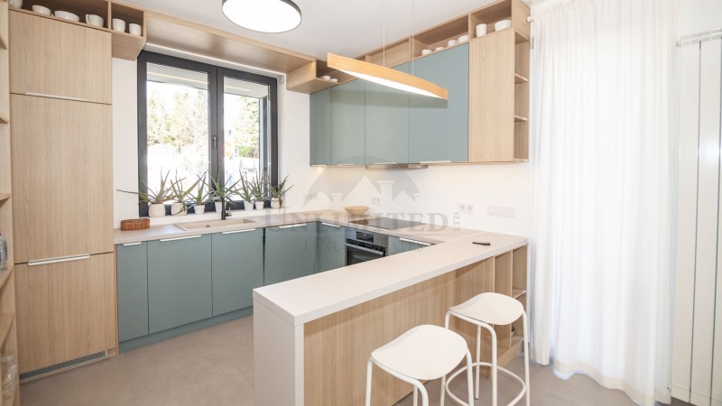 De inchiriat  Casa Sofia , Simeonovo , 195 mp | 78869581 - imagine [4]