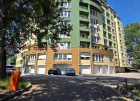 Garáž Studentski grad, Sofia