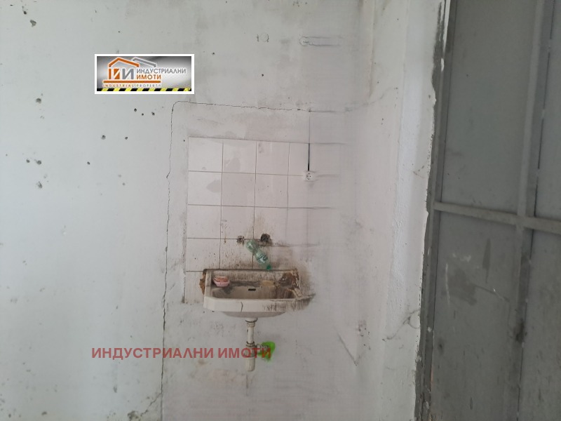 K pronájmu  Průmyslová budova Plovdiv , Industrialna zona - Sever , 50 m2 | 52937785 - obraz [4]