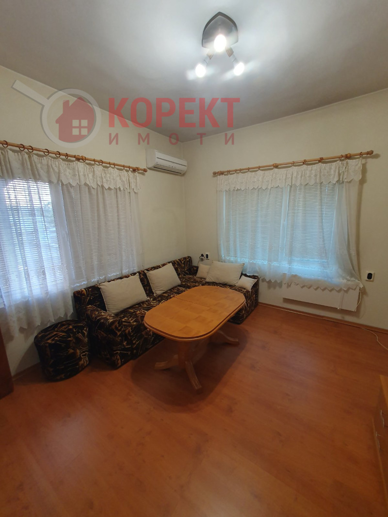 Издаје се  Хоусе Флоор Стара Загора , Центар , 60 м2 | 55398575