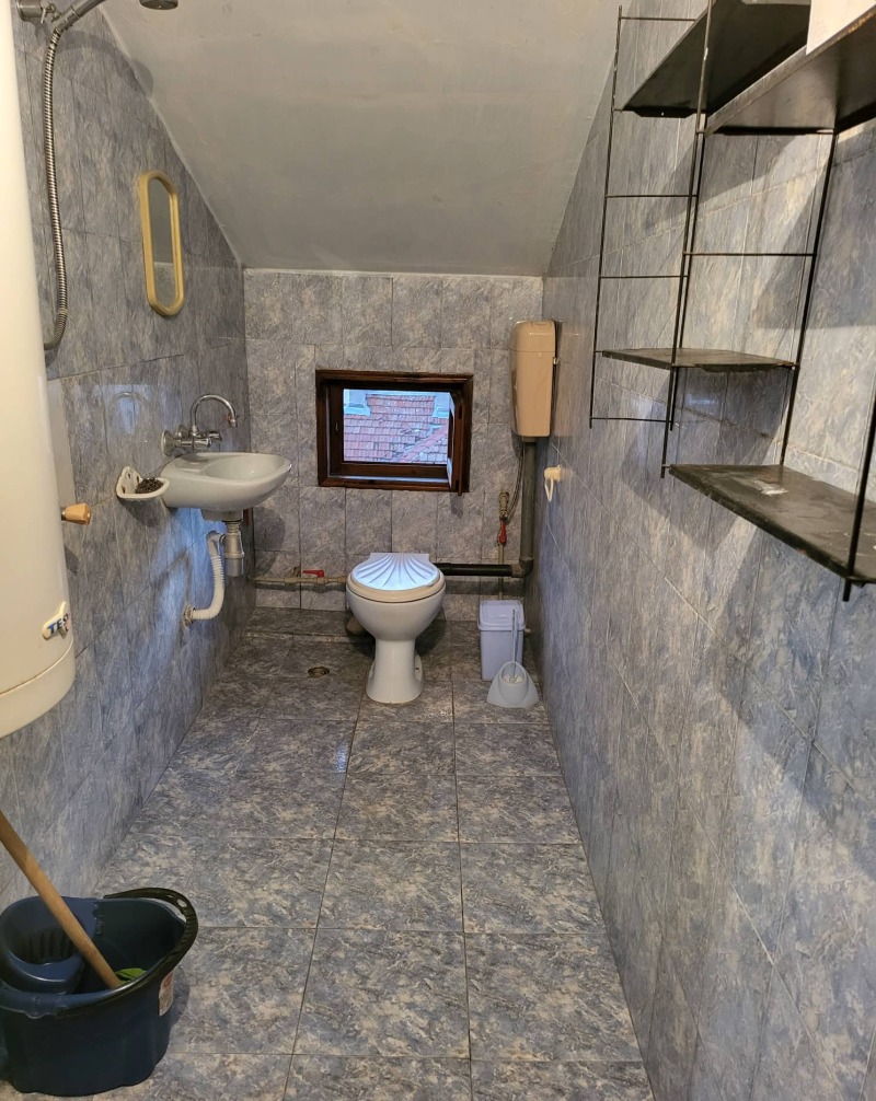 Do wynajęcia  Piętro domu Burgas , Sarafowo , 120 mkw | 84566639 - obraz [3]