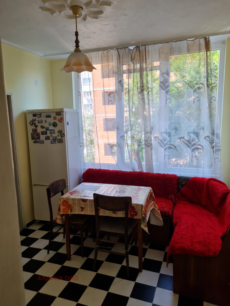 Zu vermieten  1 Schlafzimmer Pernik , Zentar , 72 qm | 64018292 - Bild [7]