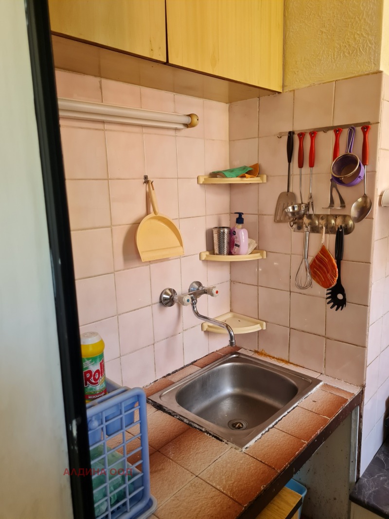 Zu vermieten  1 Schlafzimmer Pernik , Zentar , 72 qm | 64018292 - Bild [9]