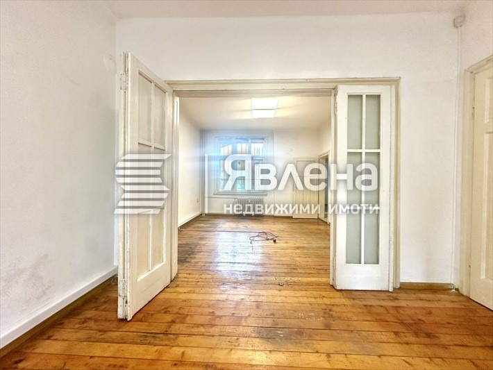 Дава под наем 4-СТАЕН, гр. София, Център