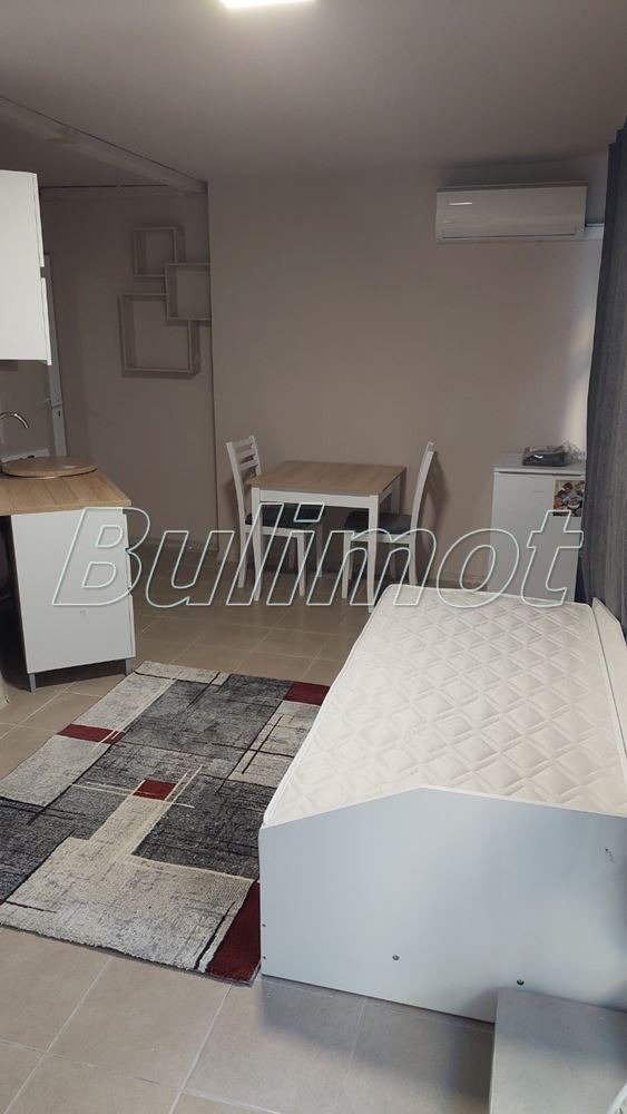 A louer  Studio Varna , Grand Mol , 26 m² | 36591172