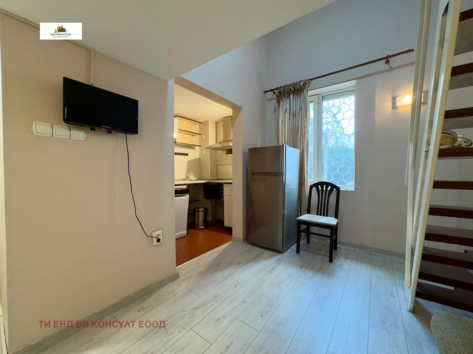 Дава под наем 2-СТАЕН, гр. София, Център, снимка 2 - Апартаменти - 53883700