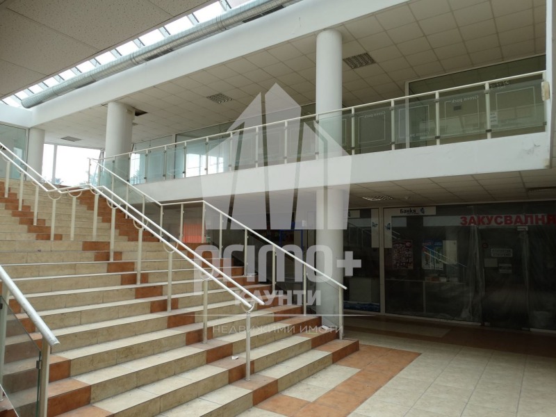 Дава под наем МАГАЗИН, гр. Велико Търново, Център, снимка 6 - Магазини - 53173008