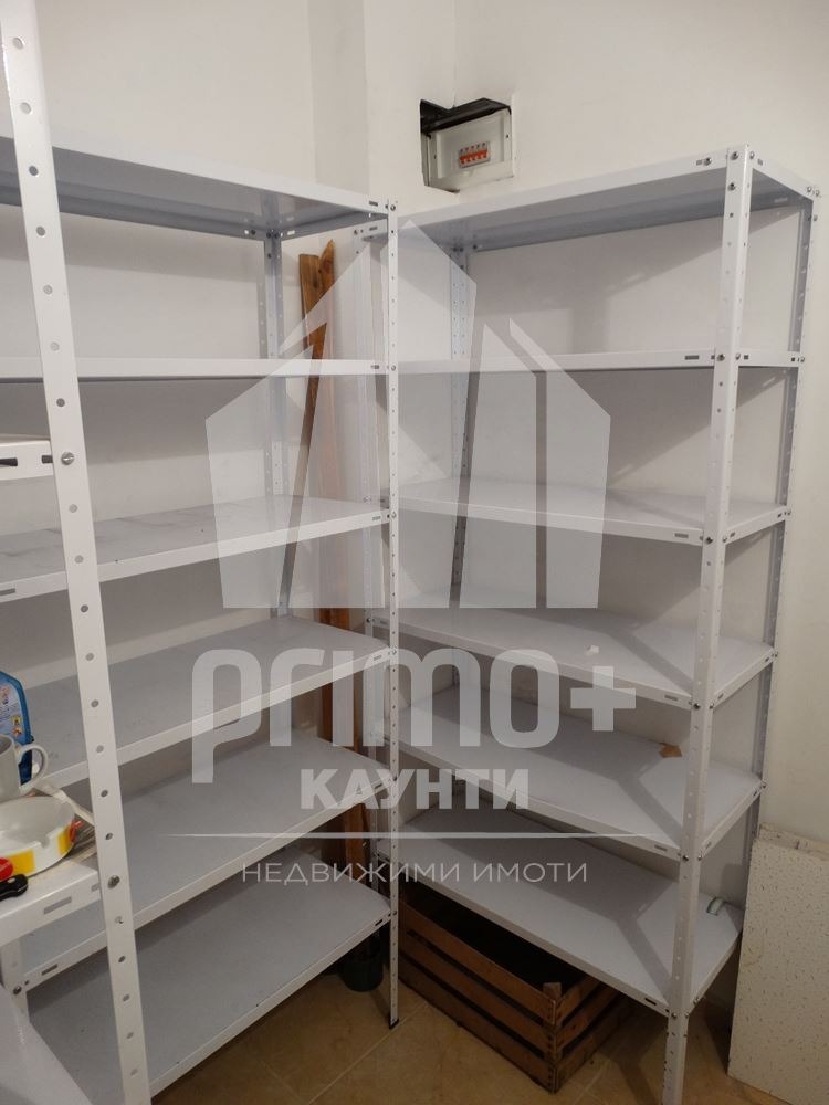 Дава под наем МАГАЗИН, гр. Велико Търново, Център, снимка 5 - Магазини - 53173008