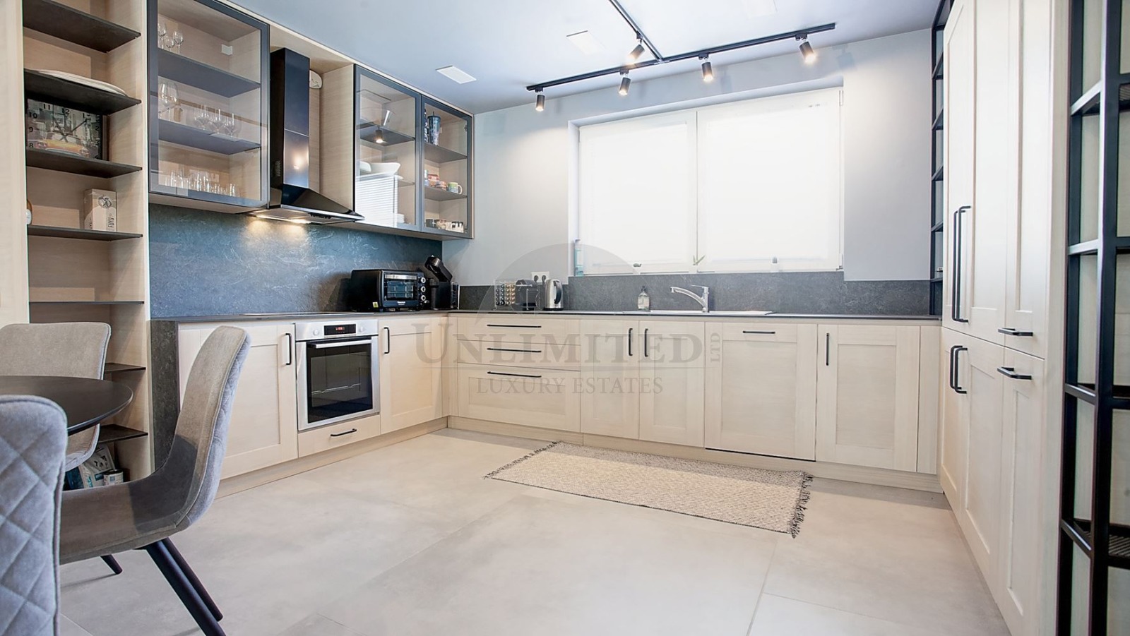 Дава под наем КЪЩА, гр. София, Малинова долина, снимка 5 - Къщи - 55781476