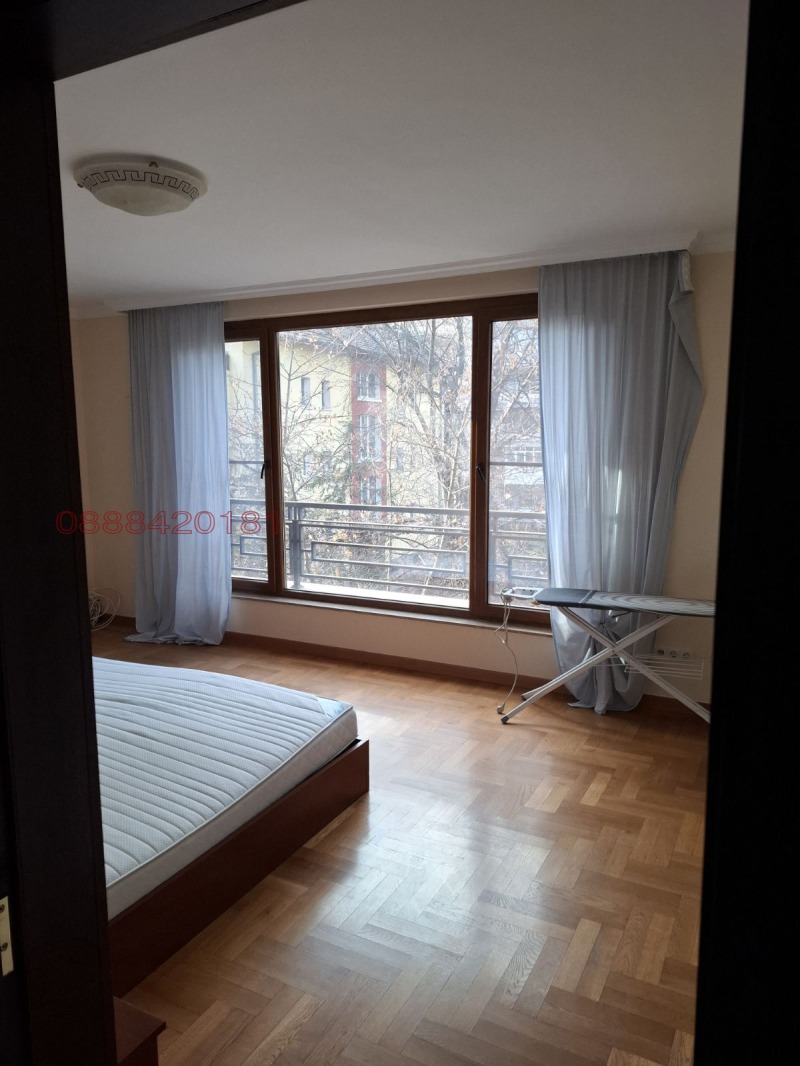 Vuokrattavana  2 makuuhuonetta Sofia , Iztok , 250 neliömetriä | 74369511 - kuva [10]