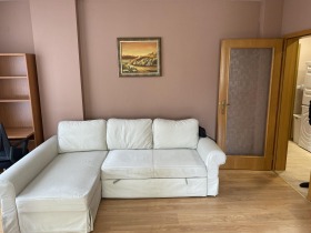 1 Schlafzimmer Goze Deltschew, Sofia 3