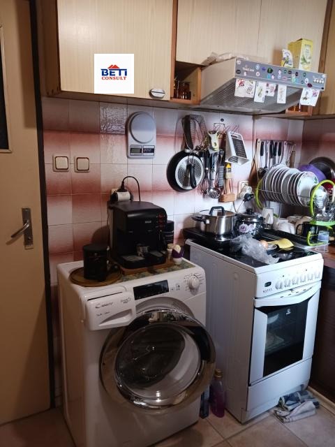 Дава под наем СТАЯ, гр. София, Света Троица, снимка 4 - Стаи под наем - 56268067