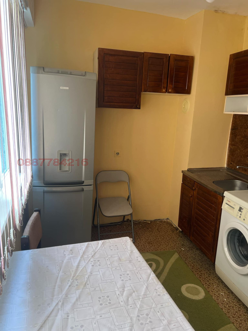 Дава под наем 2-СТАЕН, гр. Радомир, област Перник, снимка 3 - Апартаменти - 53241050