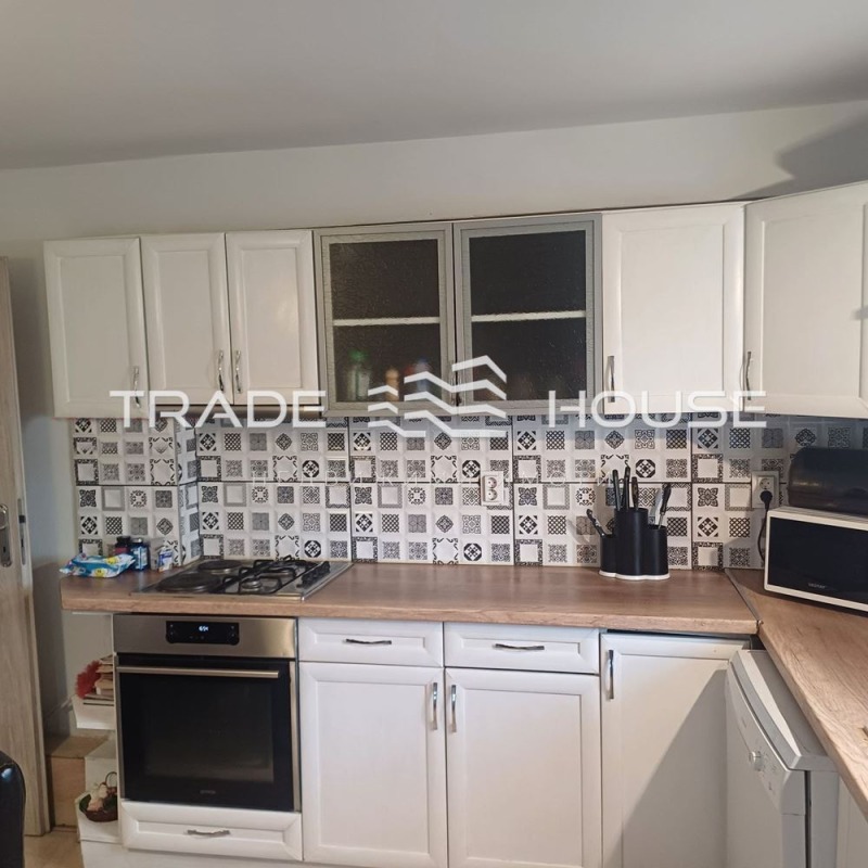 K pronájmu  Podlaha domu Plovdiv , Christo Smirnenski , 90 m2 | 21537000 - obraz [4]