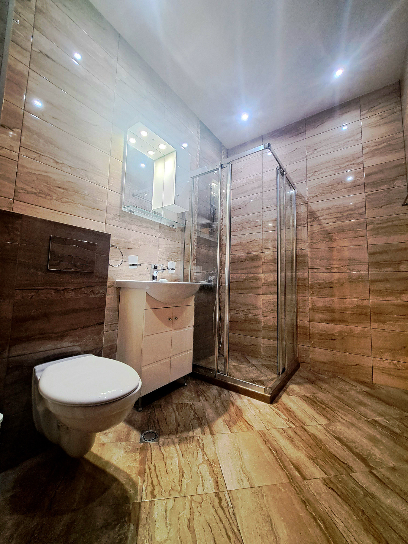 Дава под наем 2-СТАЕН, гр. София, Витоша, снимка 8 - Апартаменти - 53948166