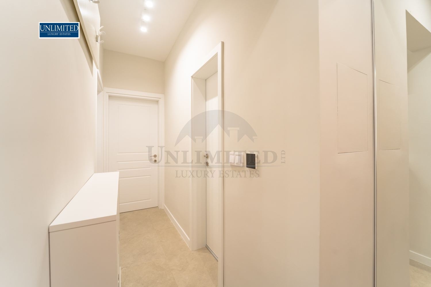 Дава под наем 3-СТАЕН, гр. София, Център, снимка 16 - Апартаменти - 54249489