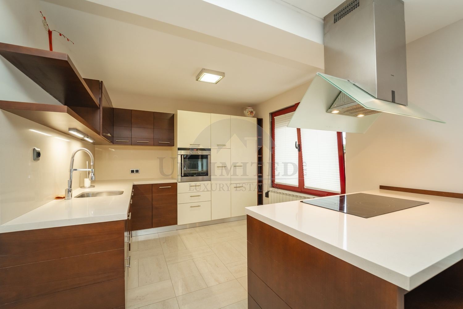 Дава под наем 4-СТАЕН, гр. София, Княжево, снимка 2 - Апартаменти - 53834434