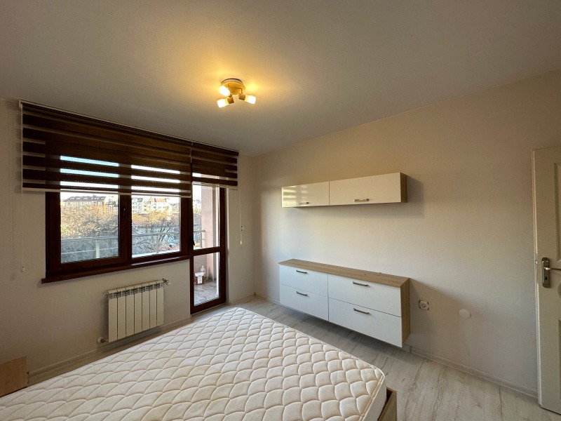 Zu vermieten  3 Schlafzimmer Sofia , Manastirski liwadi , 140 qm | 29639141 - Bild [8]