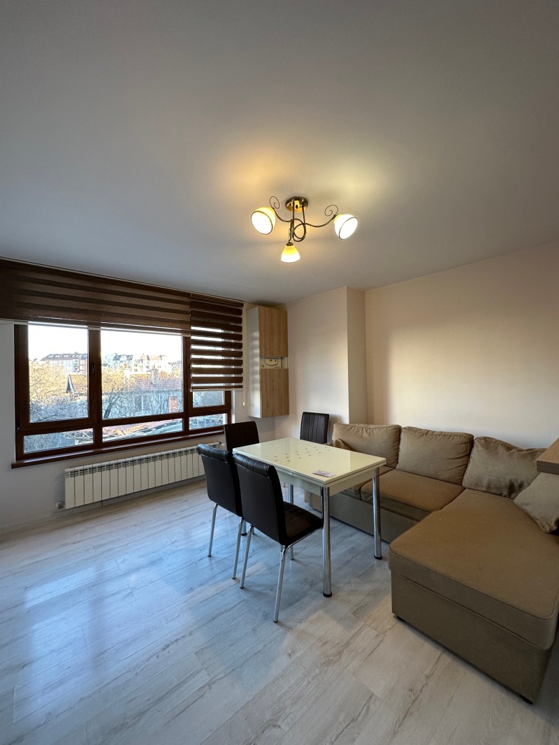 Zu vermieten  3 Schlafzimmer Sofia , Manastirski liwadi , 140 qm | 29639141 - Bild [3]